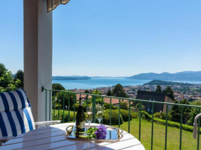 Гостиница Holiday Home in Verbania with Balcony  Вербанья